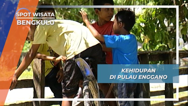 Enggano, Pulau Sepi Dengan Jalan Berlumpur, Motor Bebek Menjadi Andalan