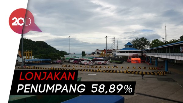Lonjakan Penumpang Mulai Terlihat di Pelabuhan Merak Jelang Libur Nataru