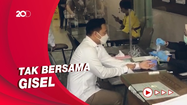 Nobu Tiba di Polda untuk Diperiksa sebagai Tersangka Video Syur