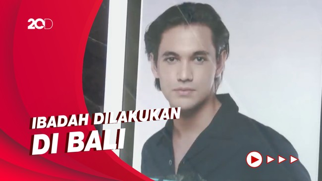 Persembahan Lagu Let It Be di Pelepasan Jenazah Marco Panari