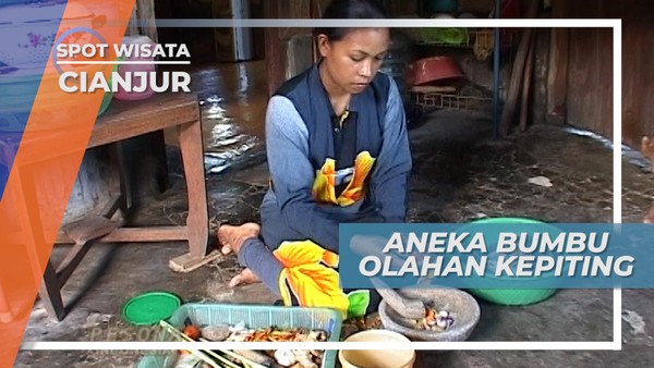 Meracik Bumbu, Mengolah Kepiting Menjadi Makanan Lezat, Cianjur