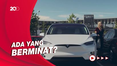 Mantap! Beli Mobil Tesla Bisa Pakai Bitcoin