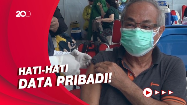 Pemerintah Minta Warga Setop Pamer Sertifikat Vaksin ke Medsos!