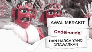Mulyadi: Penjualan Ondel-ondel Zaman Sekarang Sudah Menurun!