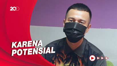 Herjunot Ali Buka Warung Soto Betawi di Jepang