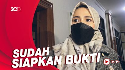 Bambang Pamungkas Tak Akui Pernikahan, Amalia: Ikuti Saja Prosesnya