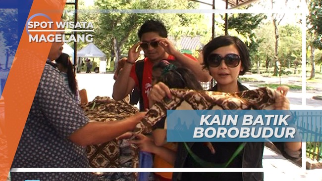 Ikut Melestarikan Budaya, Memakai Kain Batik di Candi Borobudur Magelang