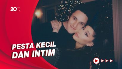 Ariana Grande Menikah dengan Dalton Gomez