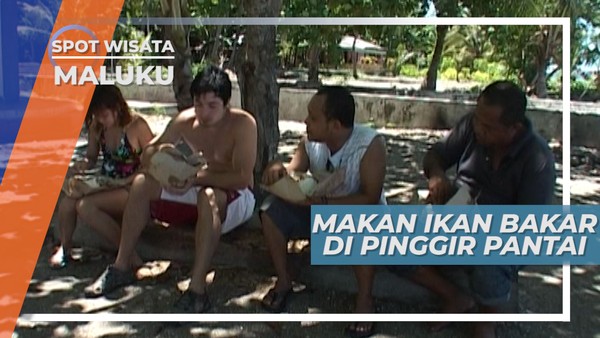 Ikan Bakar Tepi Pantai Pulau Maitara Maluku Utara
