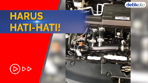 Jangan Asal! Ini Cara Bersihkan Ruang Mesin Mobil