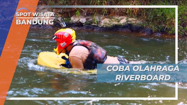 Mengarungi Arus Sungai dengan Riverboard, Bandung