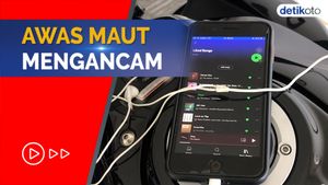 Hati-hati! Ini Bahaya Naik Motor Sambil Dengerin Musik