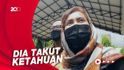 Ditalak Ferry Irawan, Anggia Novita: Dia Ninggalin Saya Saat Sakit