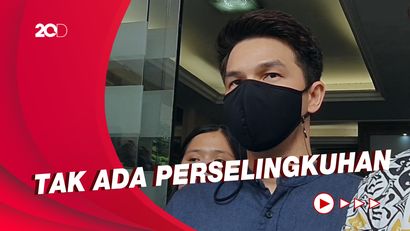 Tanggapan Jonathan Frizzy soal Proses Cerainya Bersamaan dengan Ririn