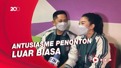 Cerita Fitri Carlina Nyanyi Dangdut di Times Square New York