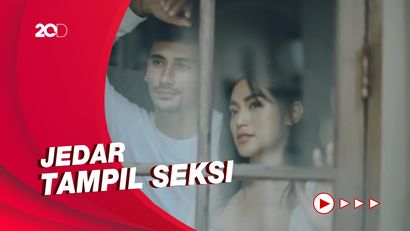 Lihat Momen Romantis Jedar dan Vincent Verhaag saat Prewedding