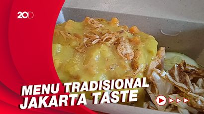 Nasi Daun Jeruk dan Ayam Saus Kari Nikmat di M Bloc Space