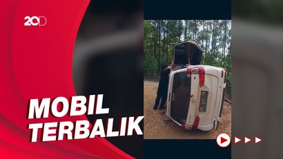 Rombongan Ustaz Zacky Mirza Kecelakaan di Riau