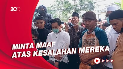 Tangis Mertua Pecah saat Beri Pesan di Pemakaman Vanessa Angel 