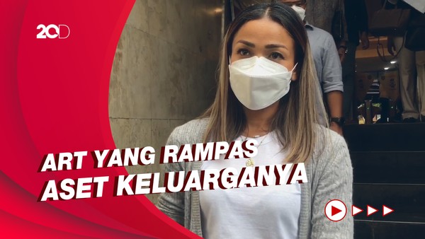 Nirina Zubir Sambangi Polda Metro Terkait Kasus Mafia Tanah