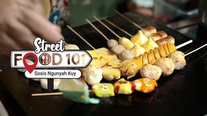 Sate Sosis Nikmat dan Murah Meriah di Tegal Parang