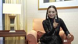 Asmara Abigail Kuasai Lima Bahasa