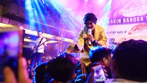 Aksi Tulus dan Anji Pecahkan Acara Toyota  Sebangsa Bandung 