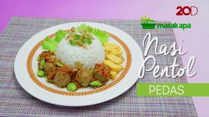 Nasi Pentol yang Pedasnya Menggoda