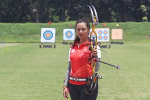 Kesetiaan Si Cantik Dinda untuk Panahan