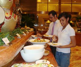 Menjelajahi Kuliner India di Java Resto