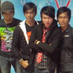 foto richie five minutes sendirian