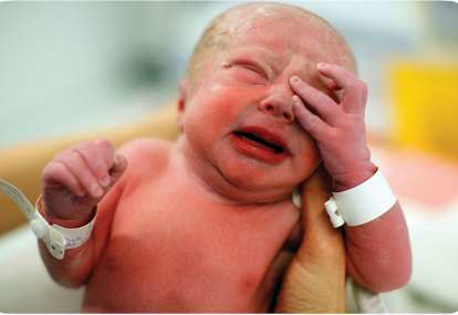 Kenapa Bayi Menangis Saat Baru Lahir?