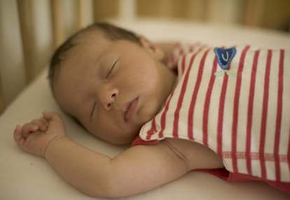 8 Jenis Bantal Bayi Yang Aman Digunakan Anak Usia Di Bawah 1 Tahun Bukareview