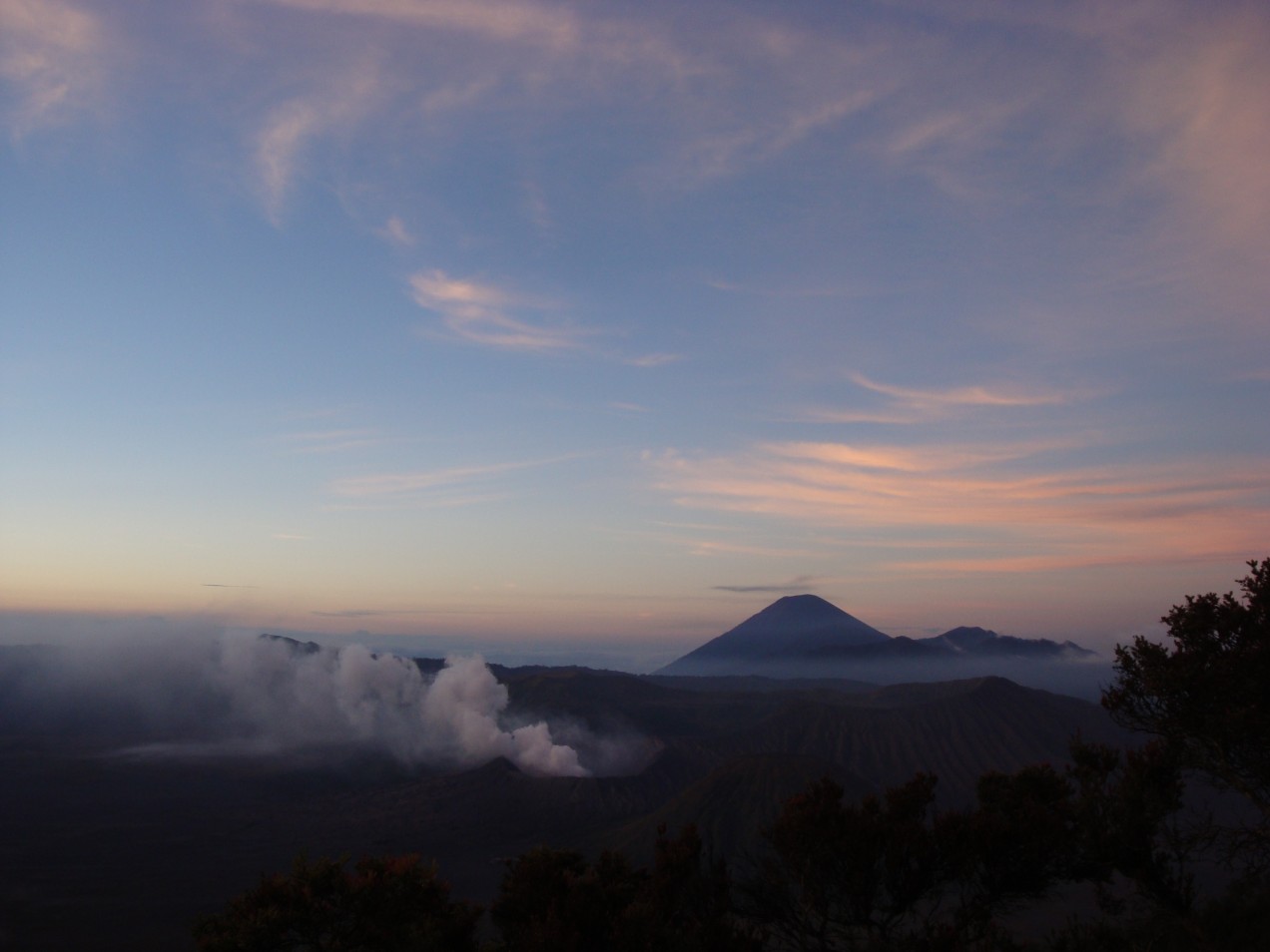 Indahnya Pagi di Gunung Bromo 