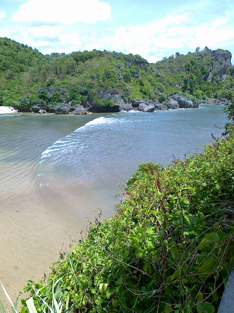  Pantai Drini 