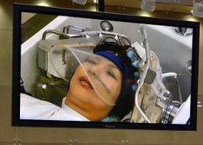 Jepang Rancang Robot Pencuci Rambut