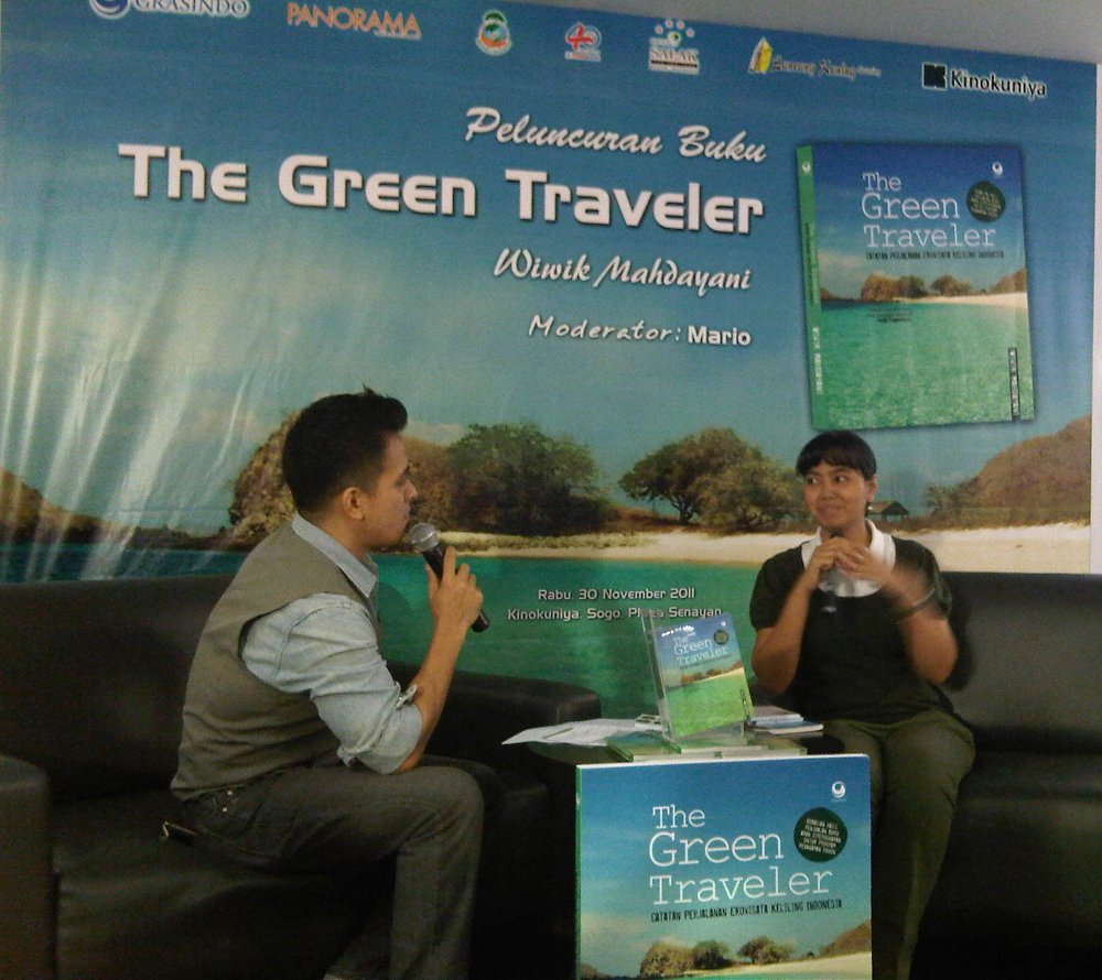 Green travel. Дубай Кинокуния. Green Travel Advisor. Kinokuniya Dubai.