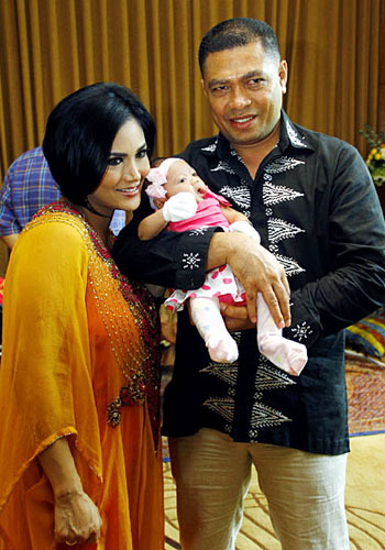 Image Result For Baju Lebaran Ayah Ibu Dan Bayi