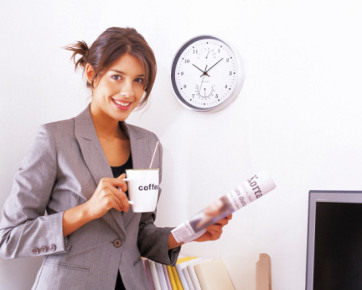 Tips Mengelola Waktu Secara Maksimal di Kantor Tips Mengelola Waktu Secara Maksimal di Kantor