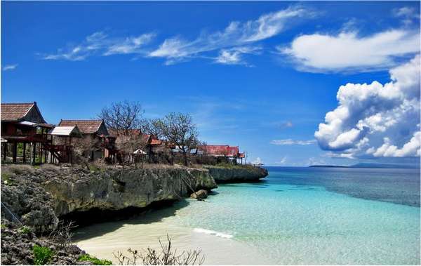 Tanjung Bira Tempat Berlibur Seperti di Surga 