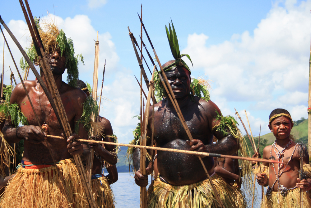 Gagahnya Felabhe Tari Perang  Khas Masyarakat di Danau Sentani