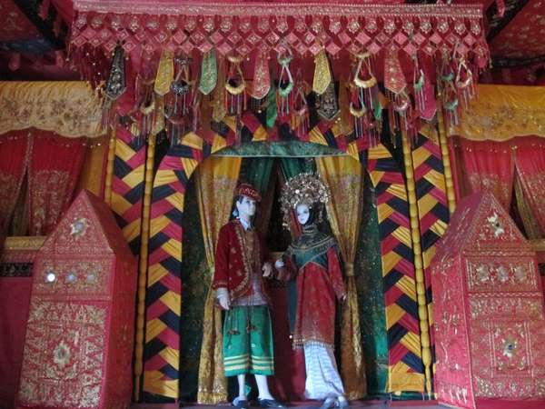 Rumah Adat Dan Pakaian Adat Sumatera Barat - Rumah Adat 