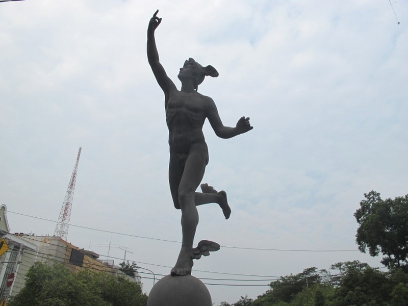 Hermes And 6 Monumen Di Jakarta Yang Wisatawan Tidak Ngeh