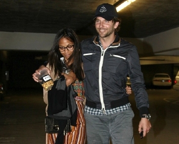 Bradley Cooper dan Zoe Saldana Kembali Pacaran? Bradley Cooper dan Zoe Saldana Kembali Pacaran?