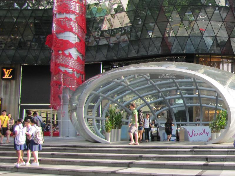 Orchard Road dan 9 Jalan  Paling Terkenal  di  Dunia