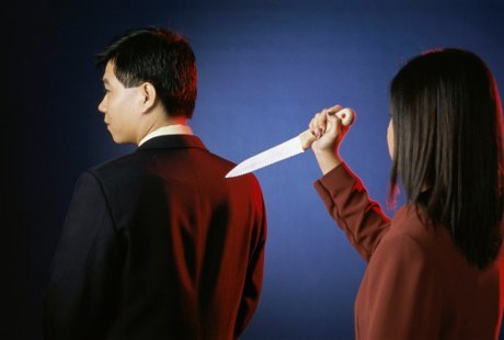 Napas Bunyi dan Punggung Seperti Ditusuk, Gejala Sakit Jantung? Napas Bunyi dan Punggung Seperti Ditusuk, Gejala Sakit Jantung?