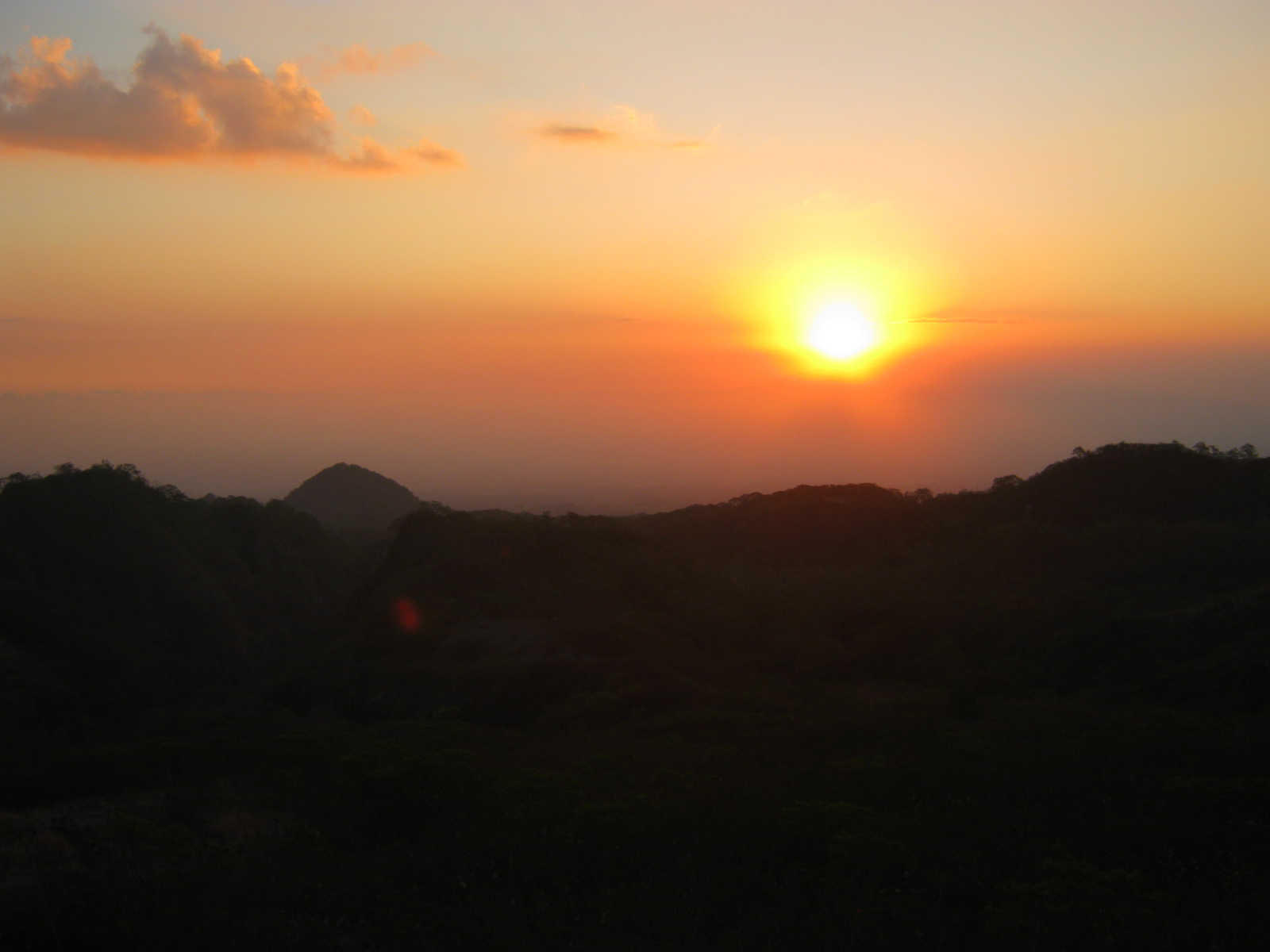 Mengintip Gunung Kelud