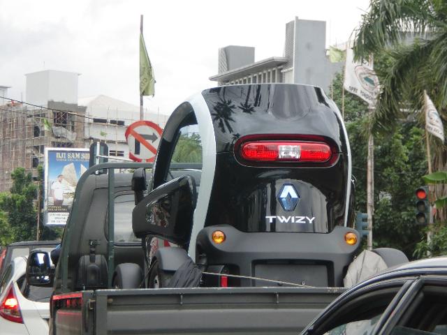  Mobil  Listrik  Renault  Twizy 