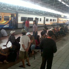 Banjir di Semarang, 30 Kereta Tertahan di Pantura