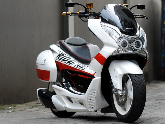 Honda PCX 150 Low Rider - Foto 4